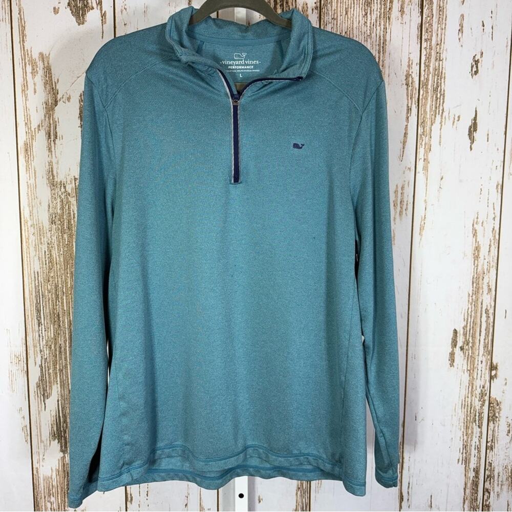 Vineyard Vines Performance Blue Long Sleeve Shirt Half-Zip. Size Large.